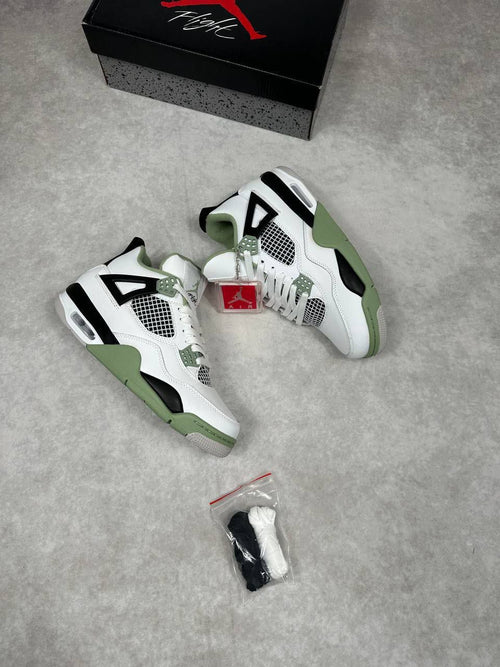 Air Jordan 4 Retro ‘Seafoam’ (Oil Green/White/Black)