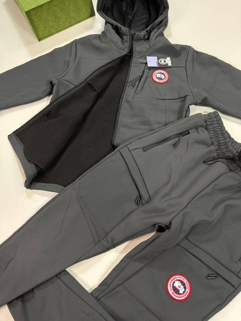Men’s Canada Goose Arctic Program Softshell Tracksuit - Fleece-Lined Tech Set