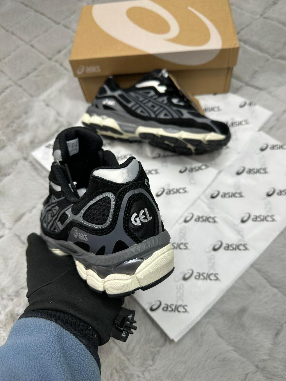 ASICS GEL-NYC "Black/Graphite Grey" – Heritage Style Lifestyle Sneaker